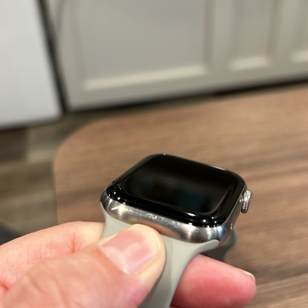 Apple Watch 5 - Picture 10 of 11